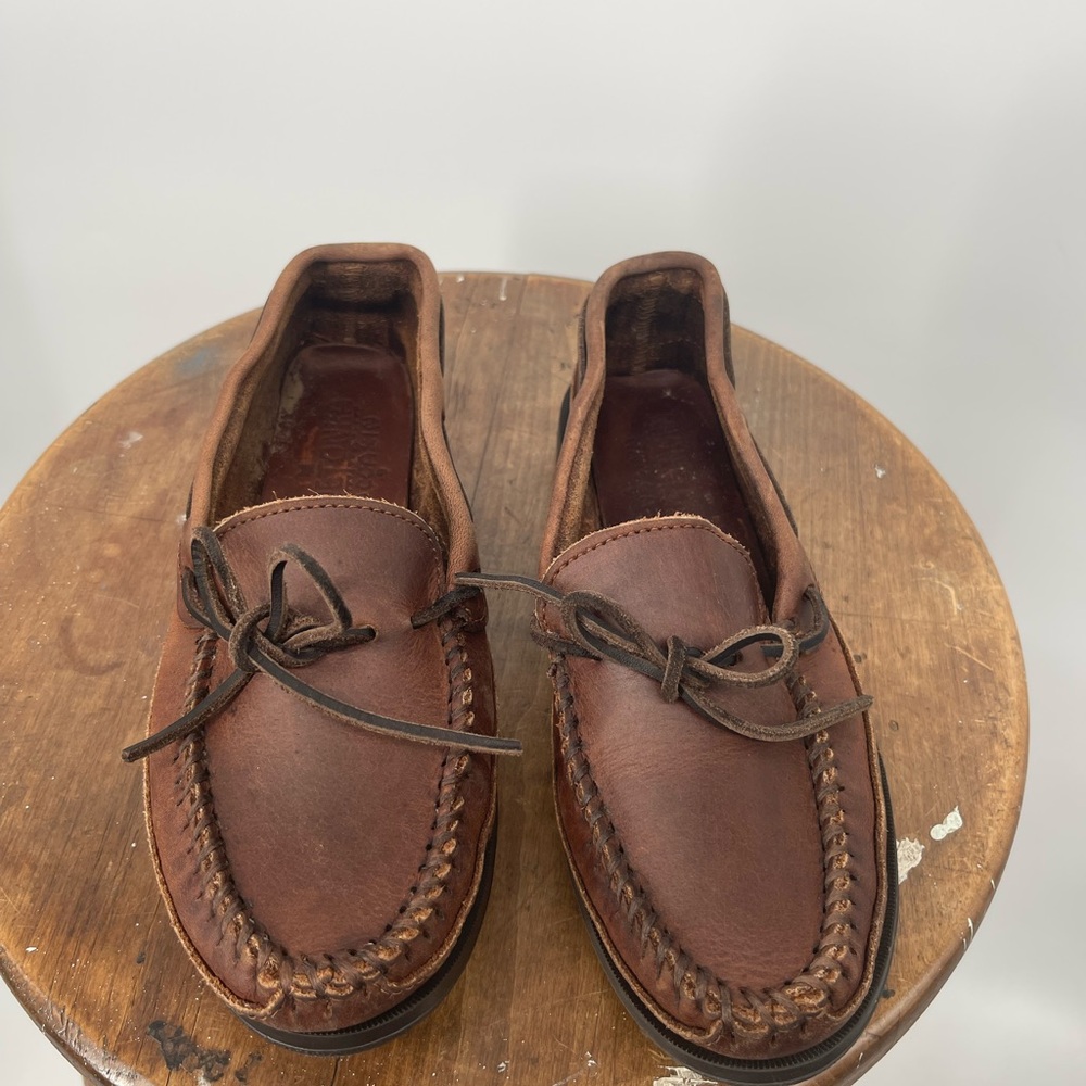 ⭐️Minnetonka Rich Brown Leather Slip-Ons